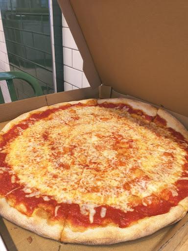 Famous Famiglia Pizzeria