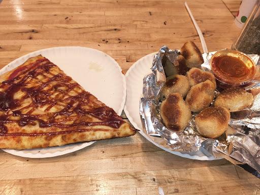 Famous Famiglia Pizzeria